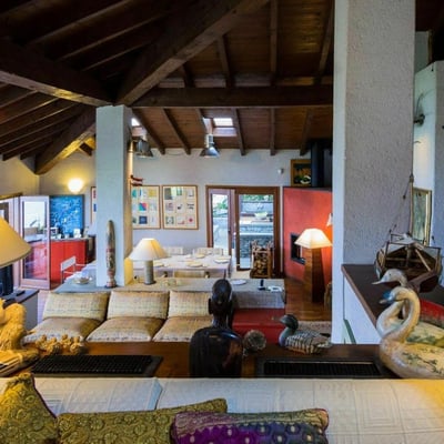 Ispirata | Modernist villa with a private beach on Lake Maggiore