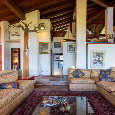 Ispirata | Modernist villa with a private beach on Lake Maggiore