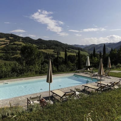 Torretta | Villa and Pool by village in Emilia-Romagna