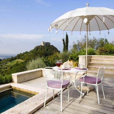 Rocca | An elegant villa for 6 close to a village