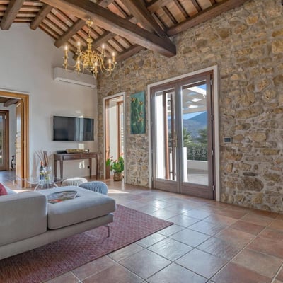 Tangi | Elegant Sicilian Villa and Pool