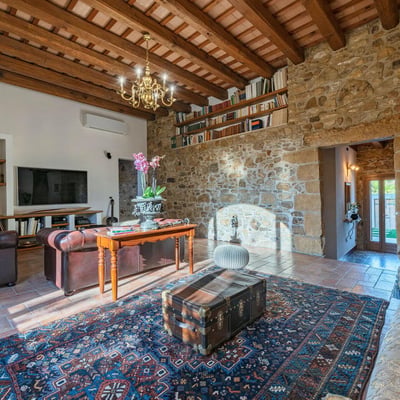 Tangi | Elegant Sicilian Villa and Pool