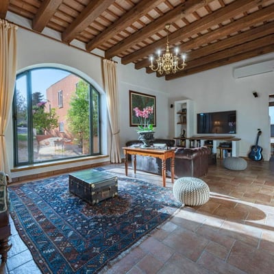 Tangi | Elegant Sicilian Villa and Pool
