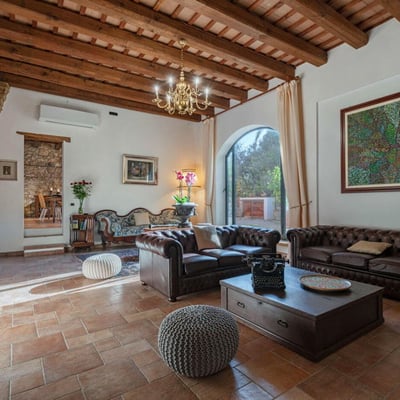 Tangi | Elegant Sicilian Villa and Pool