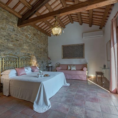 Tangi | Elegant Sicilian Villa and Pool