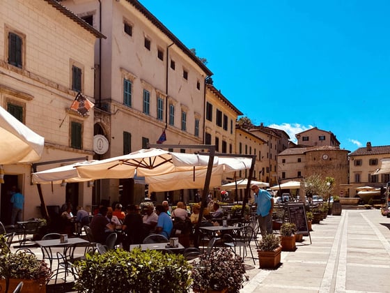 Exploring Cetona