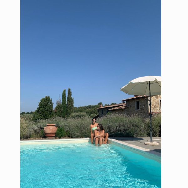 Castelonchio | Villa for 6 with Private Pool on Lake Trasimeno