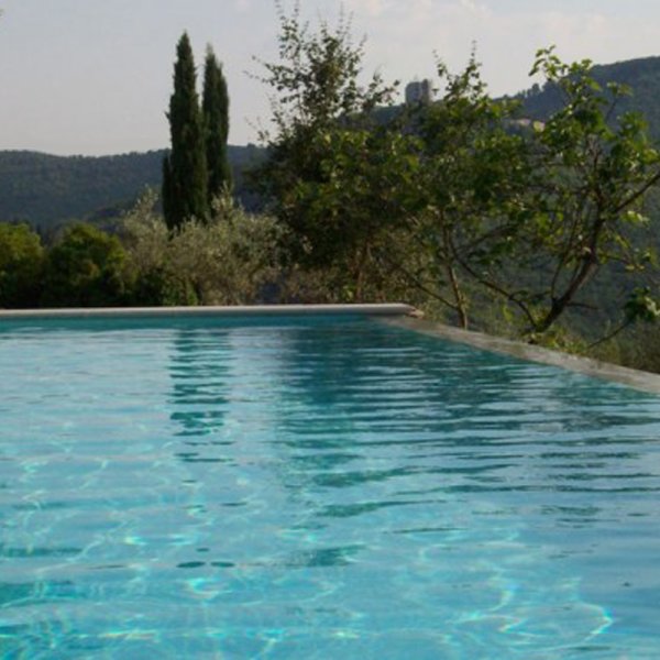 Guardiano: Historic Val di Chiana villa for 5 with pool