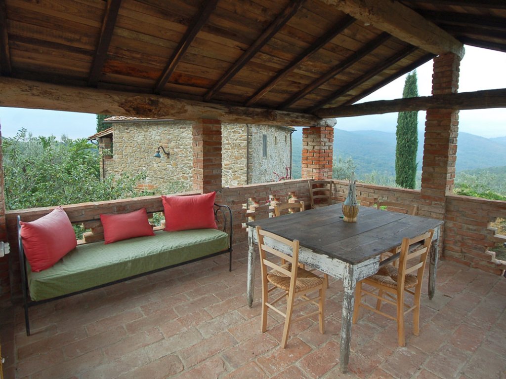 Guardiano | Historic Tuscan villa for 5 with pool