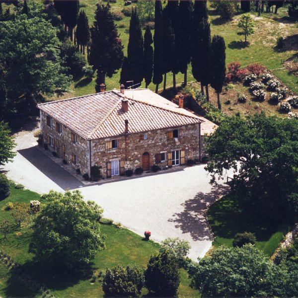 Villa for 8 in Val d'Orcia | Pool and Stunning Views