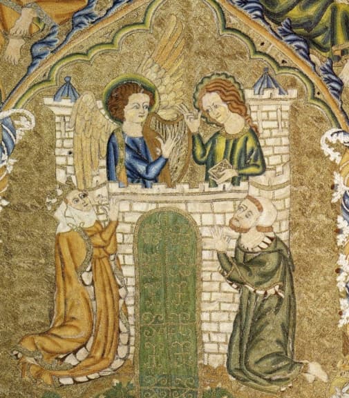 The strikiing detail in the embroidery of the Piviale di Pio II Pienza-embroidery