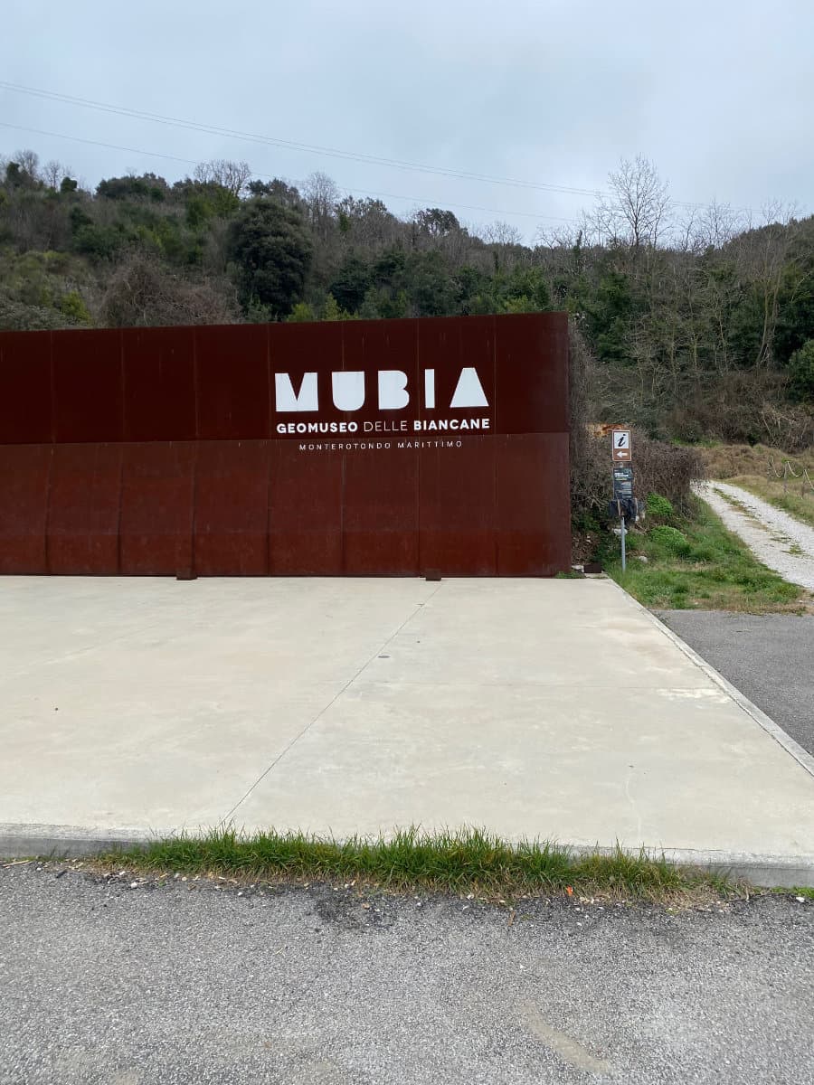 The mueum of geothermal energy in Monterotondo Marittimo fumarole-sasso-pisano00018