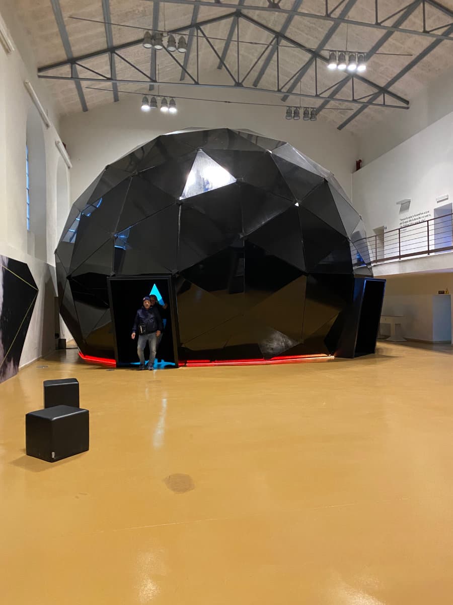 This geodesic dome has a film about the geology of the area fumarole-sasso-pisano00019
