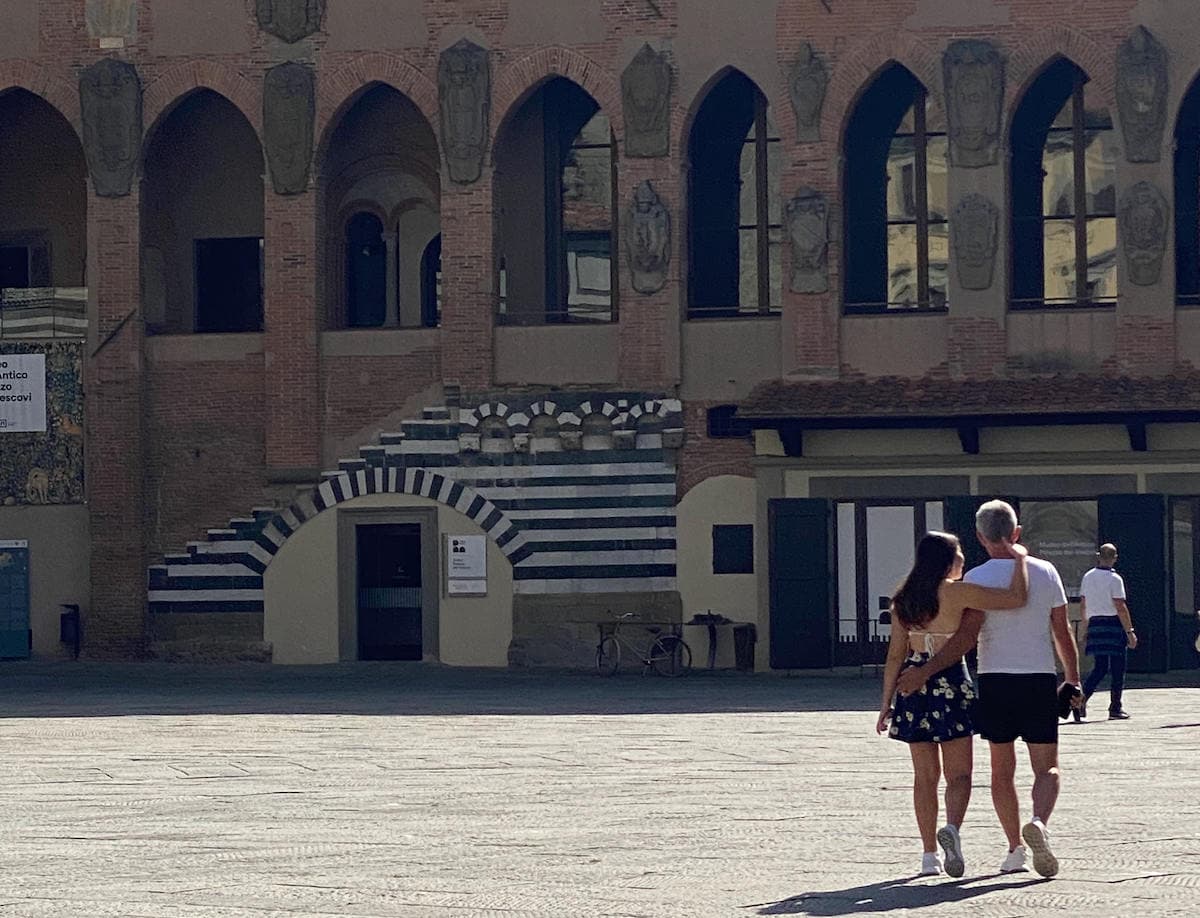 Pistoia is a lovely city to wander round on foot pistoia-piazza