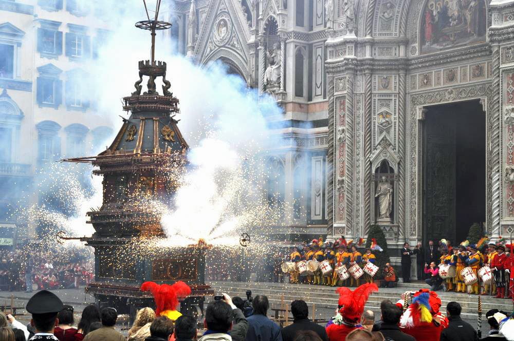 La-Colombina-scoppio-del-carro