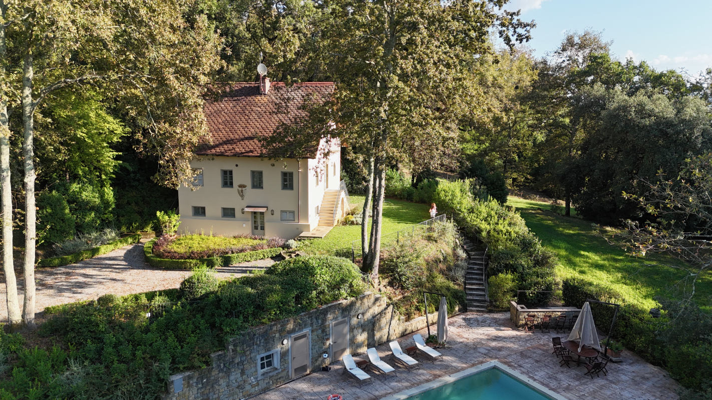 Guardiolo is a villa for 6 with a private pool guardiolo